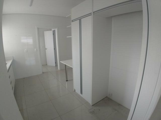 Excelente apt.Edif.Riviera Goiabeiras 169m² Comp de armários, prox. Shop.Estação - Foto 12