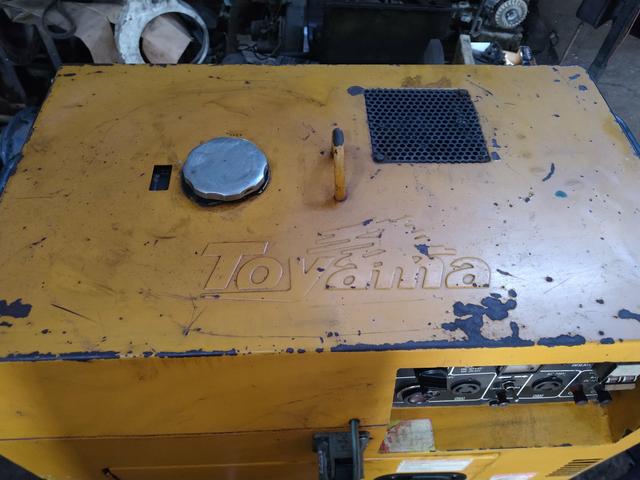 Motor Toyama diesil 10HP gerando 7KVA