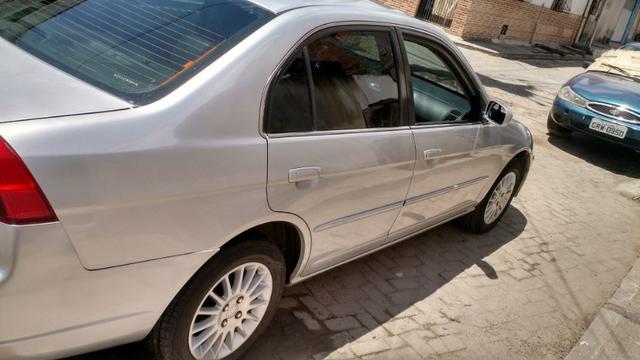 Vendo ou troco honda civic 2002 - Foto 5