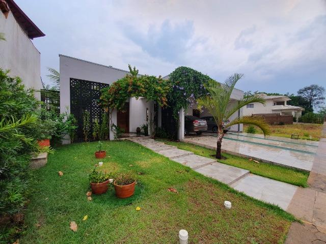 Casa Condomínio Jequitibá 355 Metros de Área Construída, Excelente Construção