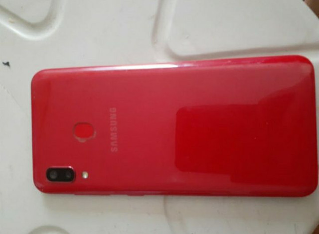 Samsung a20 - Foto 2