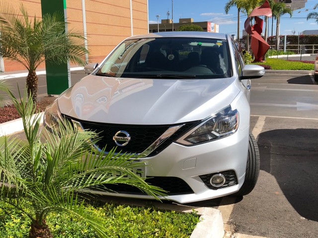 NISSAN SENTRA 2.0S 2016/17 PRATA AUTOMÁTICO