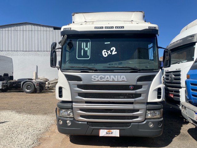 SCANIA P250  6X2 