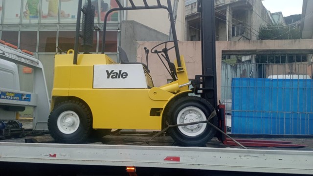 Empilhadeira Yale 2,5t nacional  - Foto 2