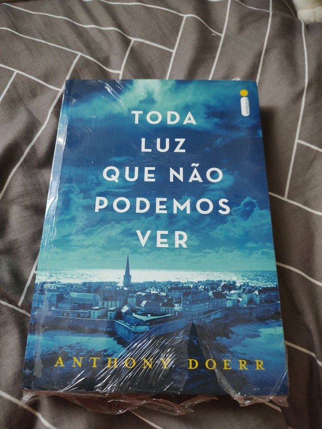 Livro Toda luz que não podemos ver