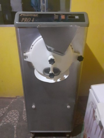 Máquina de sorvete digital