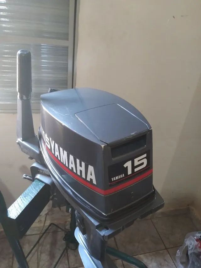 Motor De Popa Yamaha 15 Hp / 96