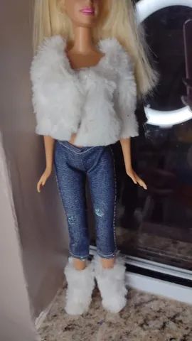 Kit Lote Com 3 Conjuntos De Roupas Para Bonecas Barbie