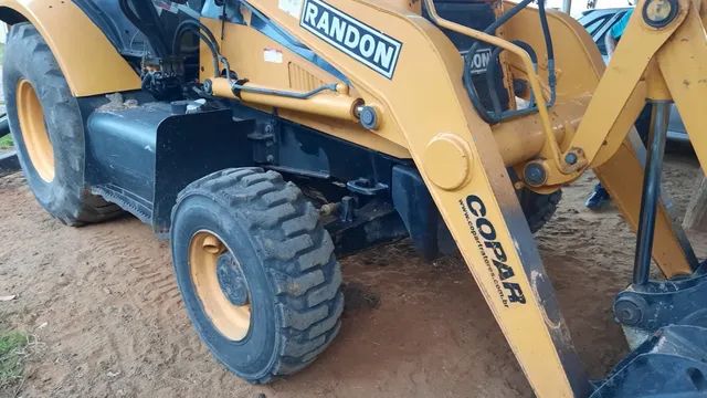Retro escavadeira 4x4 randon 2012 