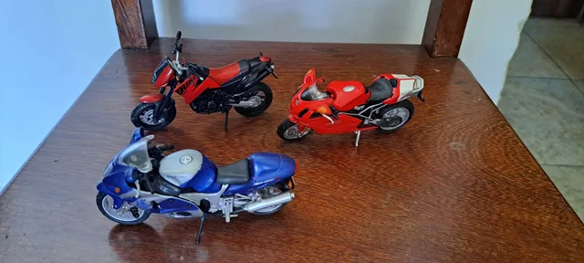 Miniatura Moto Ferro Speed Corrida Honda Na Caixa 1:12