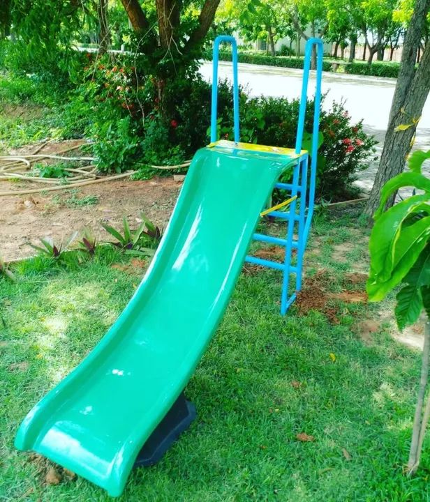 Playground 03 brinquedos  - Foto 6