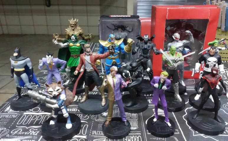 Miniaturas Marvel e DC Eaglemoss - Fact Files, Movies, Masterpiece e Animated