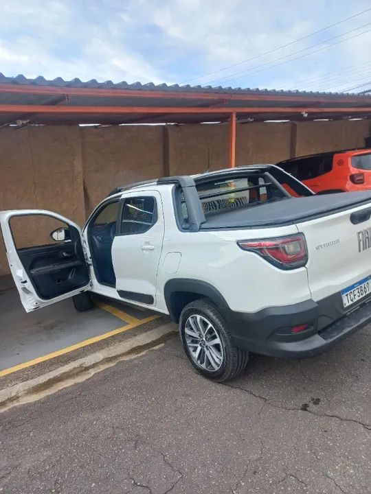Fiat strada 1.3 câmbio automático.  Zera sem detalhes - Foto 5