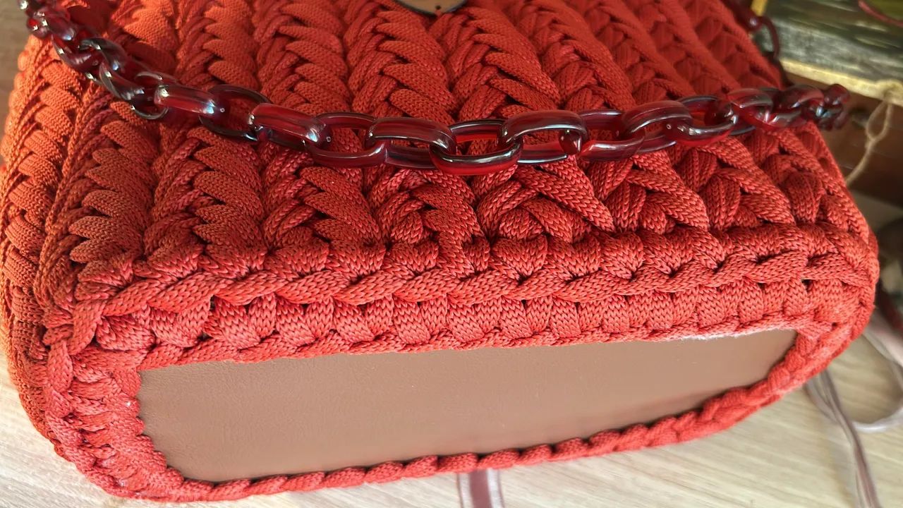Bolsas de Luxo em Crochê Moderno  - Foto 5