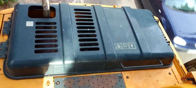 Vendo Escavadeira Hyundai 140LC9S - Foto 3