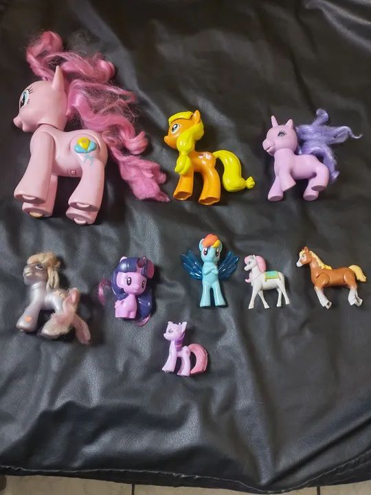 Bonecos para coleção 9 peças variadas  - Foto 6