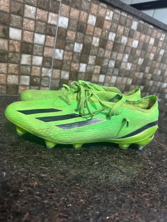 Chuteiras Adidas - Tamanho 41 - Usadas