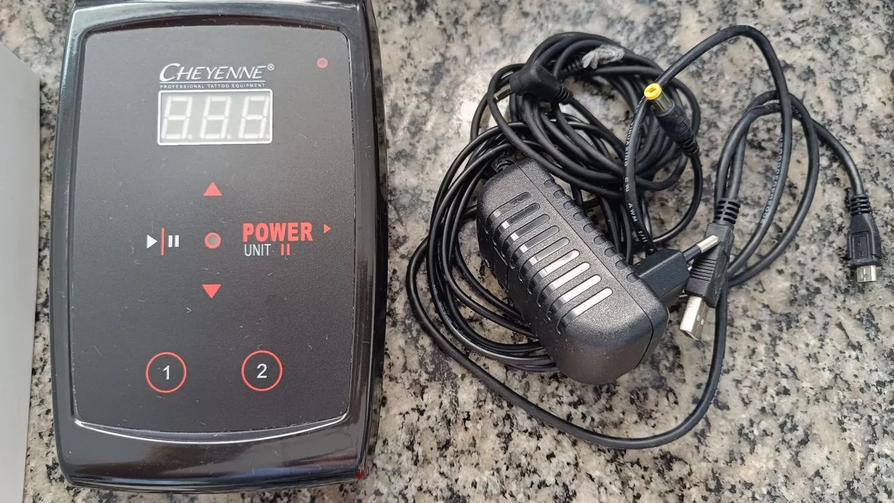 Máquina de Micropigmentação de sobrancelhas e Tatuagem Cheyenne Power Unit II
