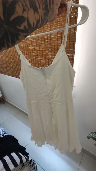 Vestido branco de renda para festa - Foto 2