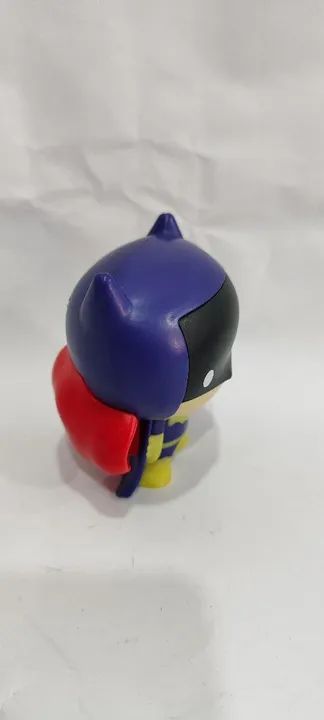 Boneco Funko Batgirl Coleção Burguer king  - Foto 2