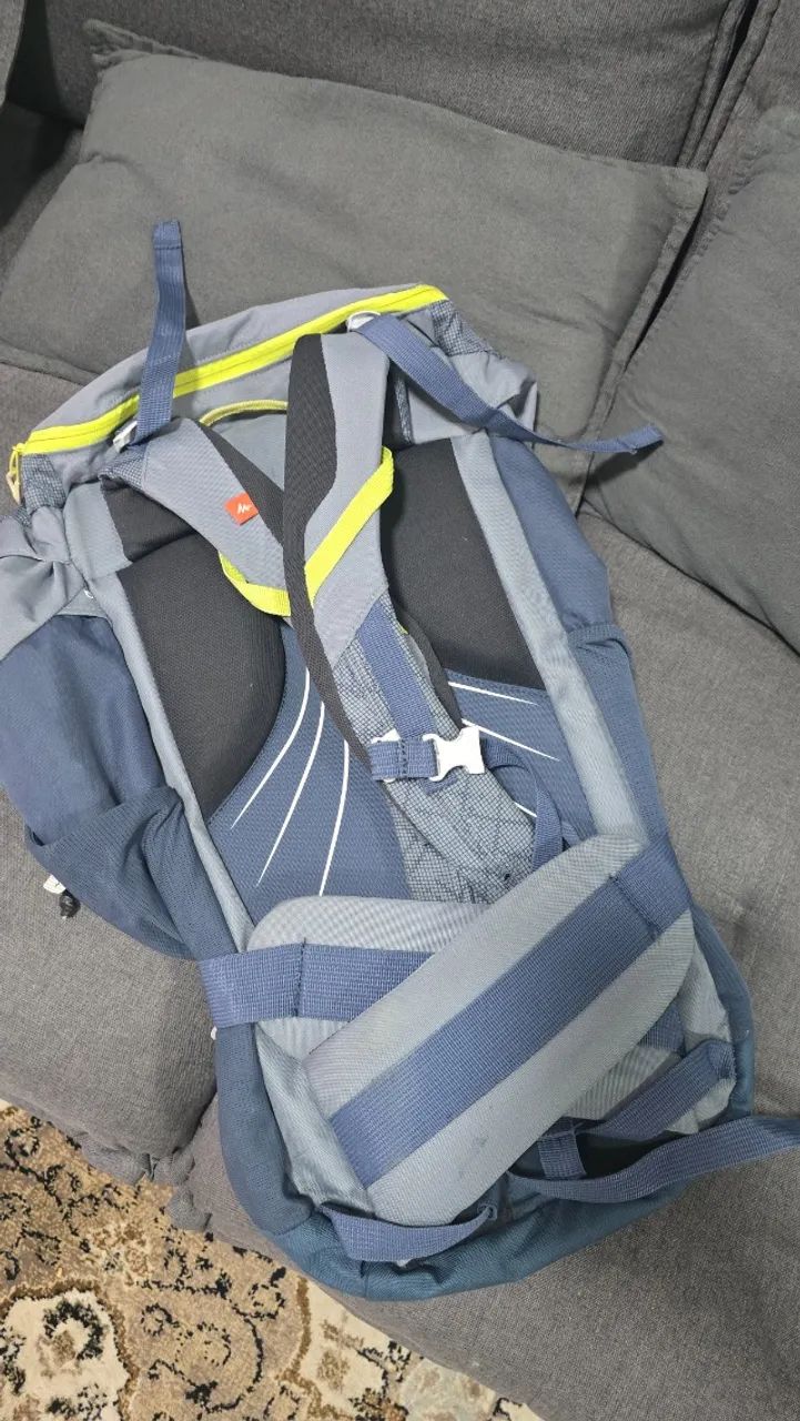 Mochila viagem caminha trekking quechua 40l azul MH100 - Foto 3