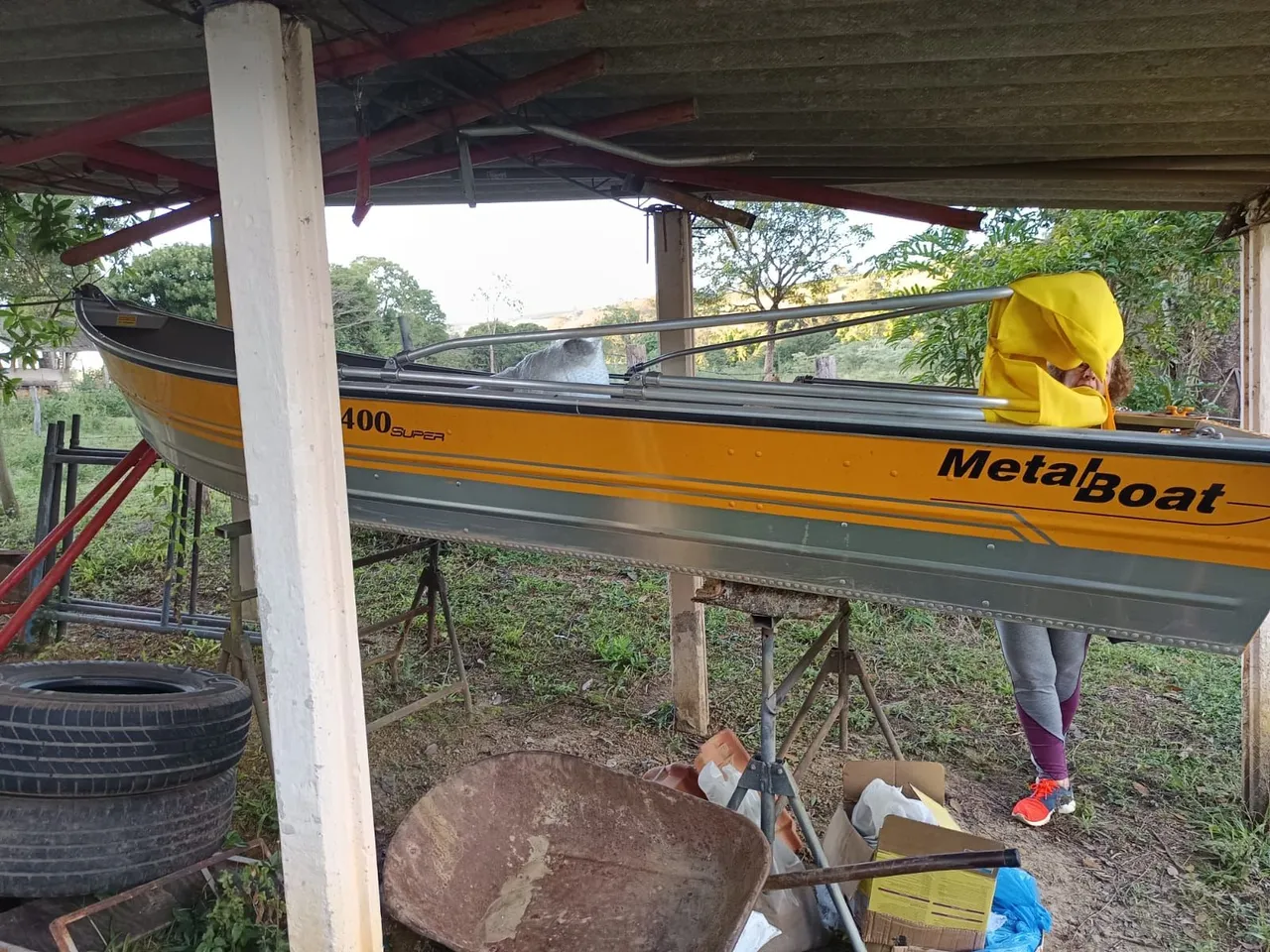 Vendo barco novo de 4 metros