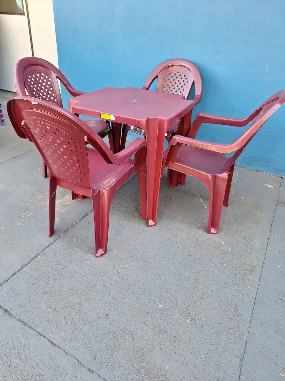 Jogo de Mesa e Cadeiras para Área Externa - Foto 3