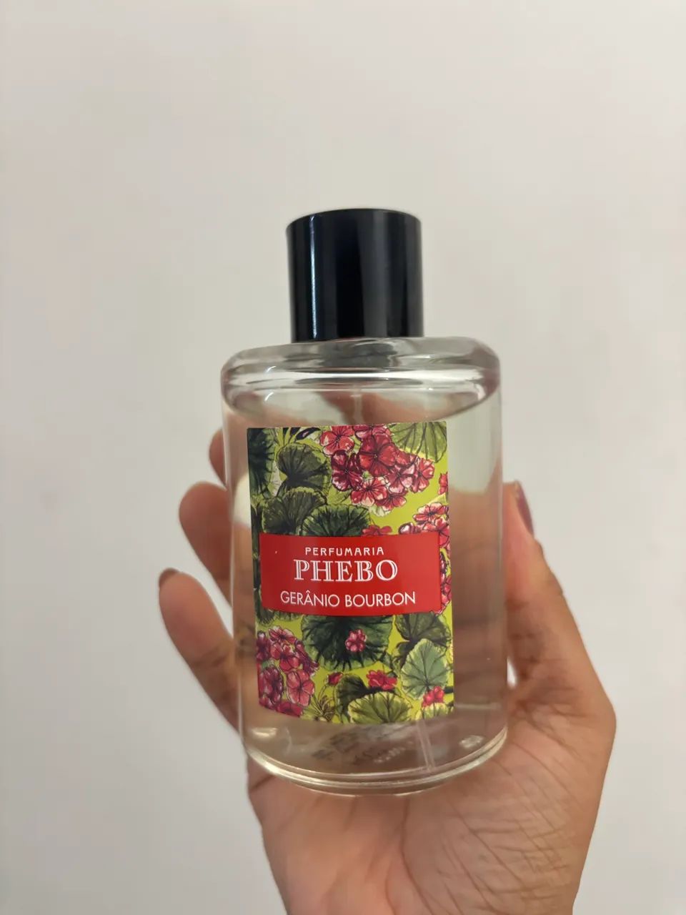 Perfume, sem uso.