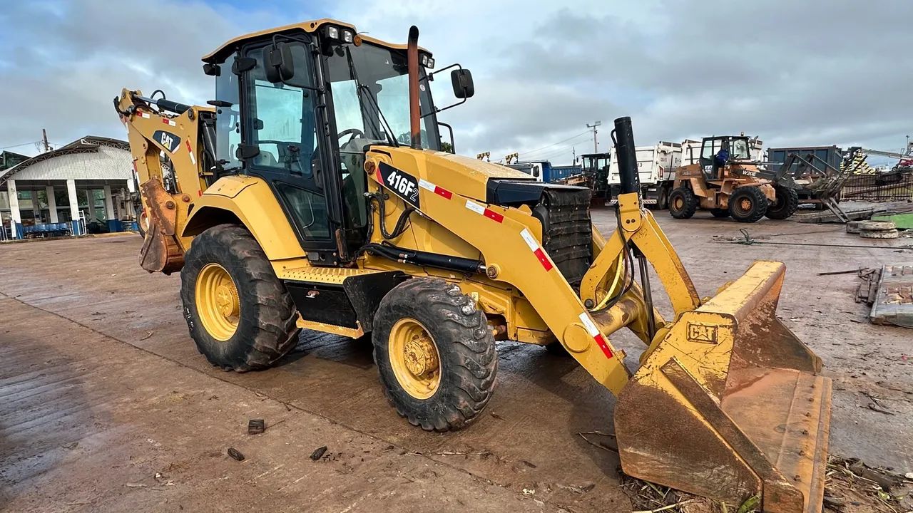  CATERPILLAR 416F2  4X4 ANO 2017  - Foto 6
