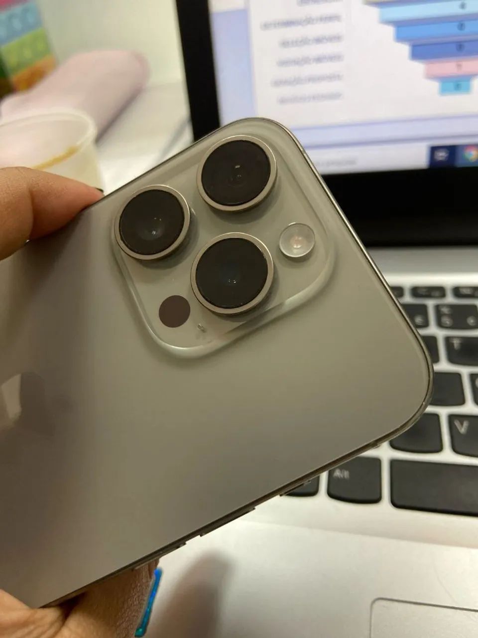 iPhone 16 Pro Max 1TB - Foto 2