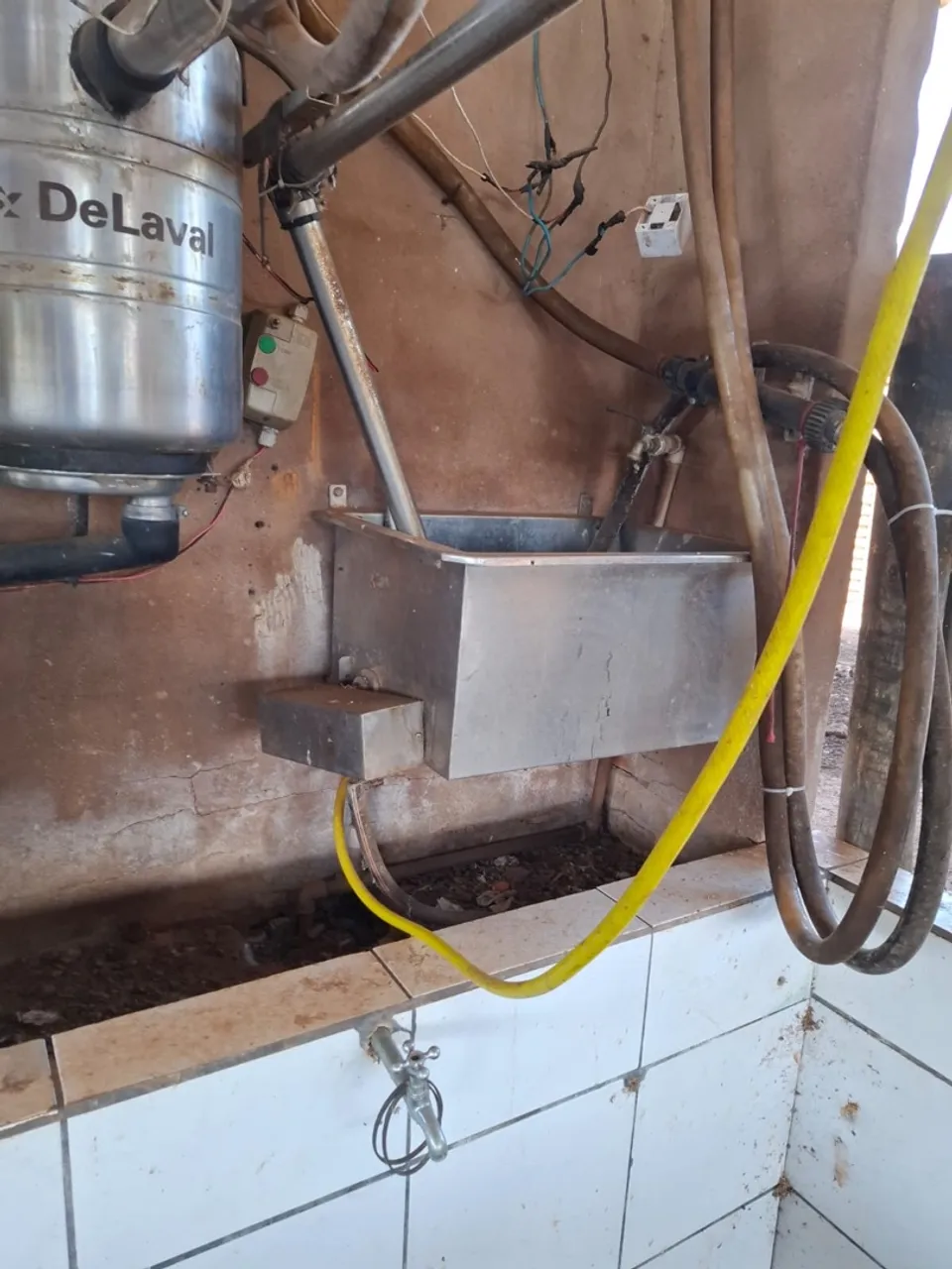 Vende-se ordenhadeira canalaizada 5 conjuntos