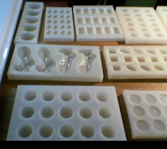 Formas de Silicone para Doces e Chocolates - Diversos Modelos - Foto 4