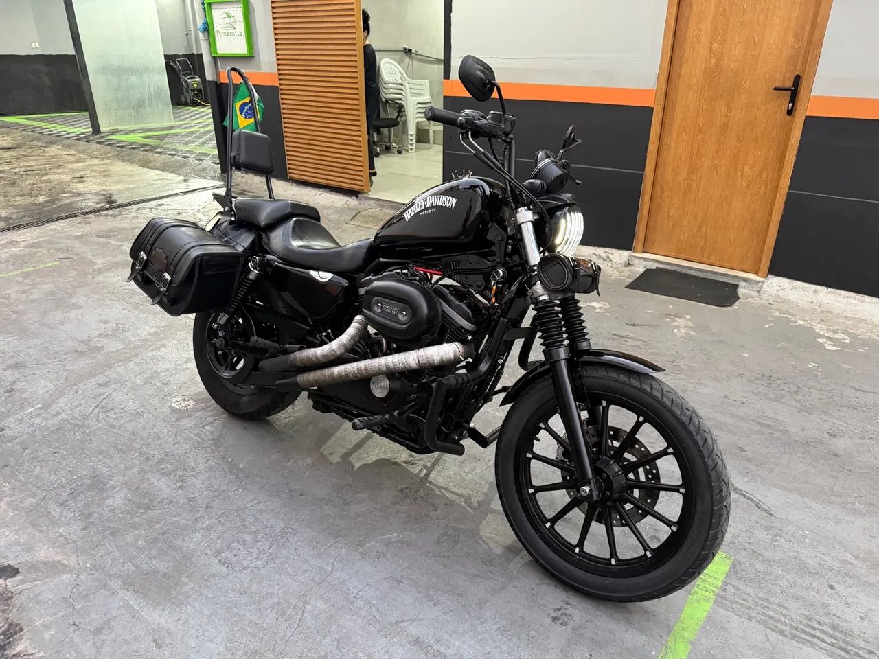 Harley Davidson Sportster XL 883 Custom - Impecável customizada - Foto 4