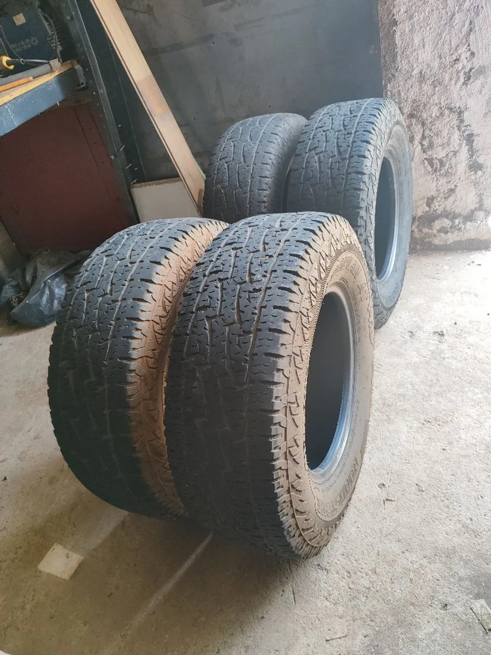 PNEU 265/70r16 (Hilux, Sw4, L200, S10, Ranger, Amarok, Frontier) MEIA VIDA