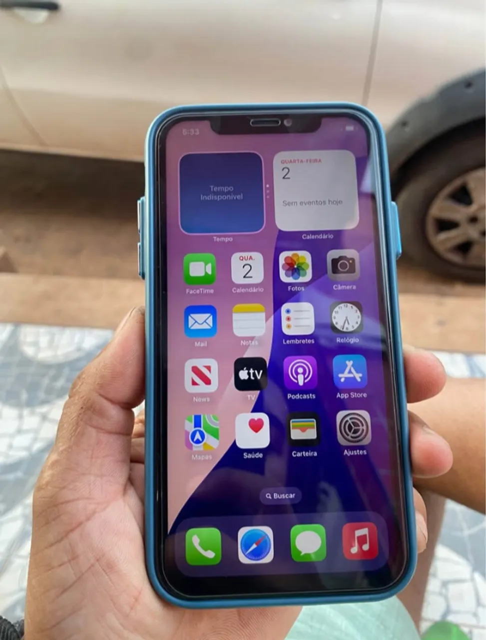 Iphone 11 branco sem detalhes 256 gb