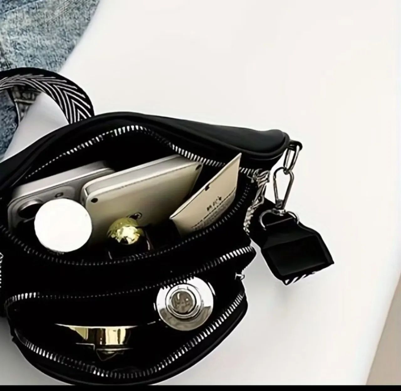 Bolsa de cintura com strass - Foto 2