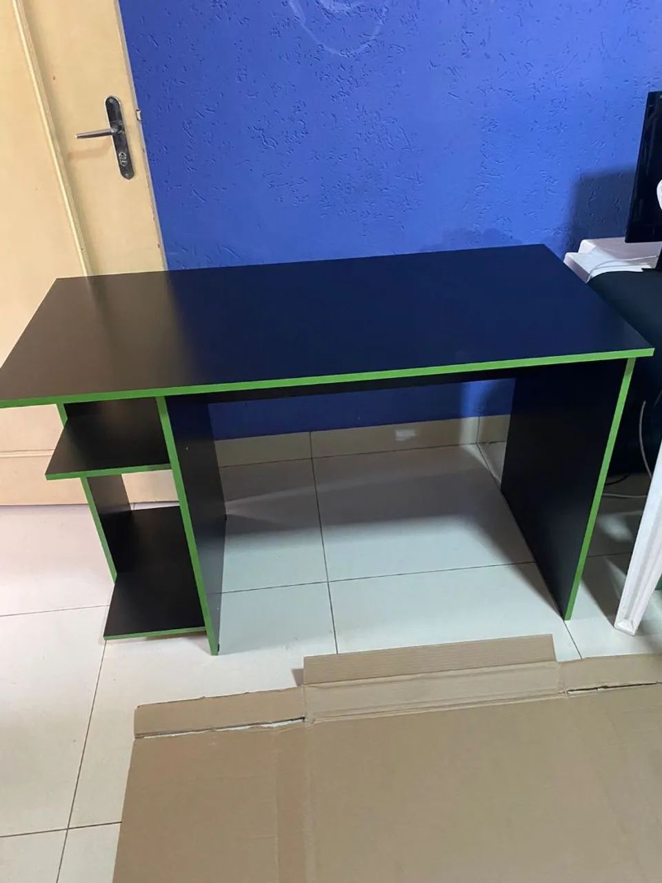 Escrivaninha Na Promoção. Entrega É Montagem Grátis  - Foto 2