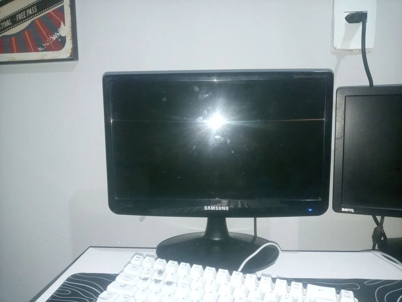 Monitor Samsung SyncMaster S16B110 15.6o polegadas