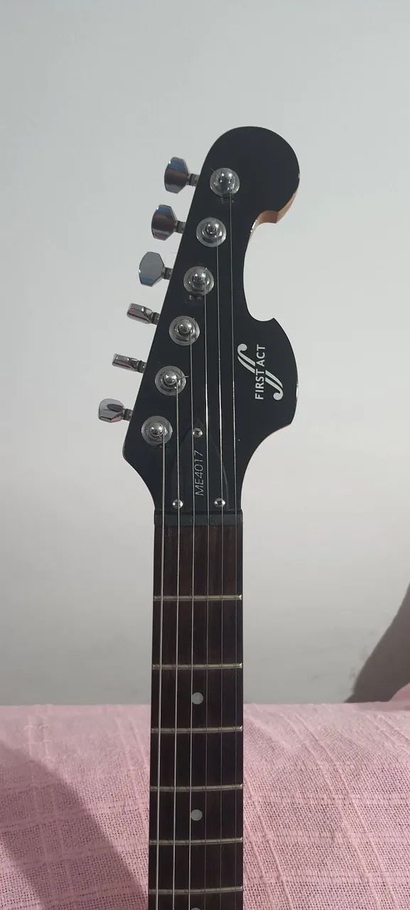 Guitarra - Foto 2