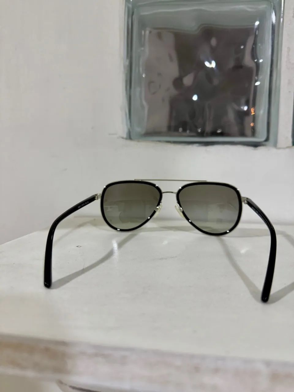 Óculos de Sol Michael Kors - Aviador - Foto 2