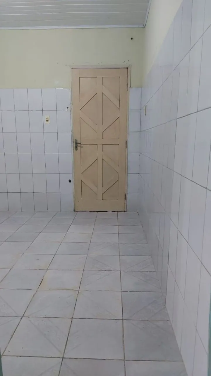 Alugo casa no Bugio III