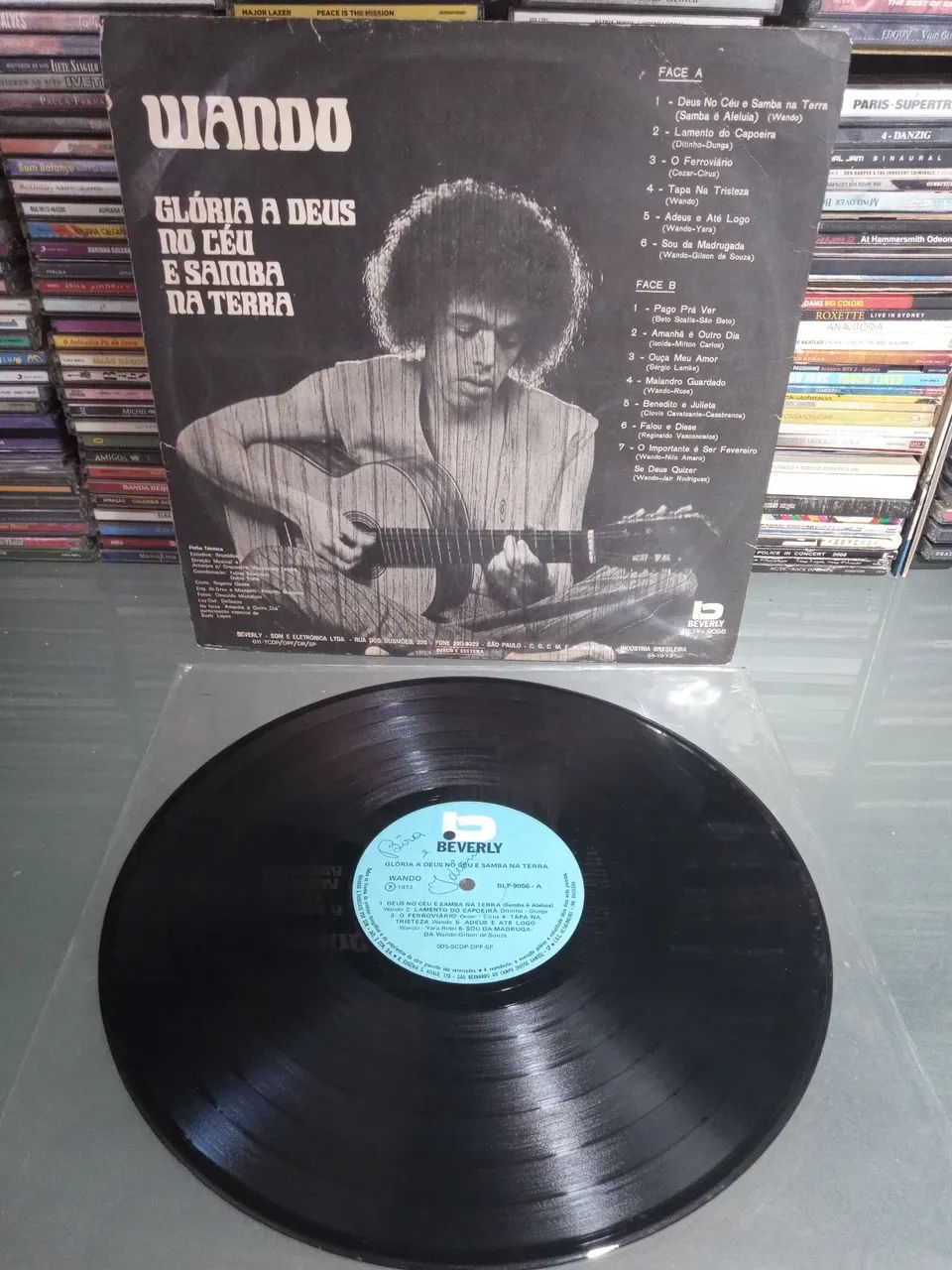 Disco de Vinil LP Wando - Glória A Deus no Céu E Samba Na Terra - Foto 2