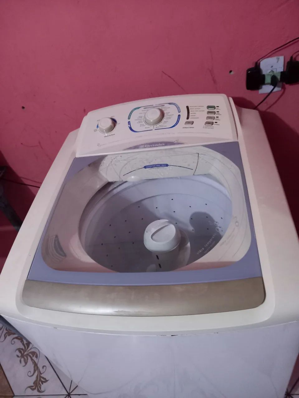 Máquina de Lavar Roupa Electrolux 12kg funcionando perfeitamente  - Foto 5