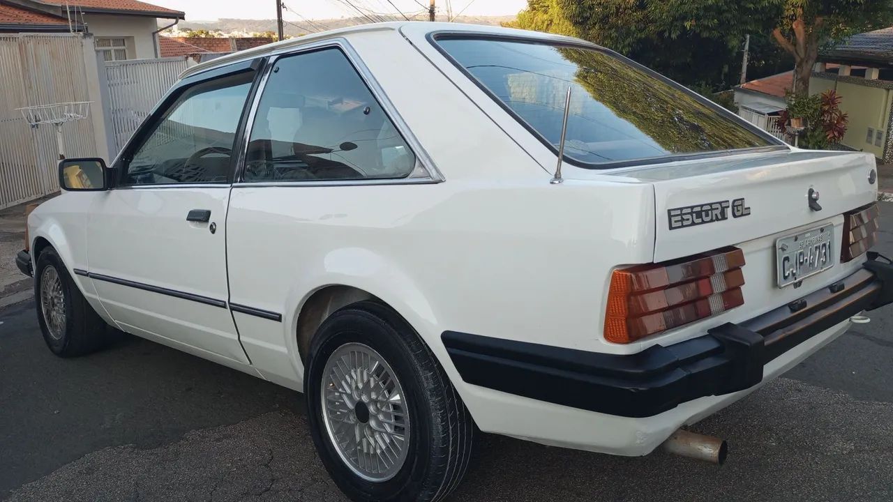Ford Escort GL 1.6i / 1.6 (álcool) 1985
