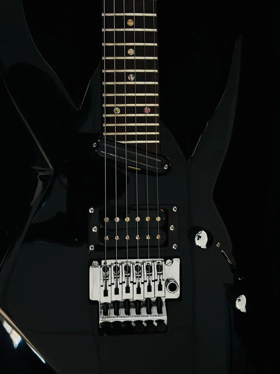 ギター TAGIMA K2 Kiko Loureiro Signature Guitarra Tagima Signature Kiko Loureiro K2 Edição Limitada