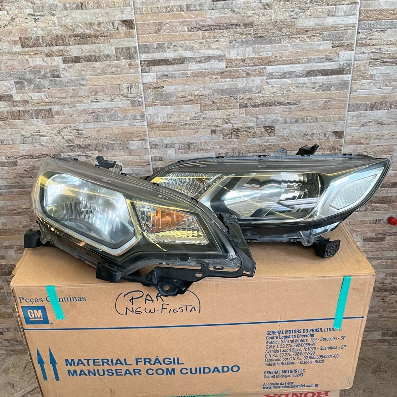 Par Farol Honda Fit 2014/21 Originais!!
