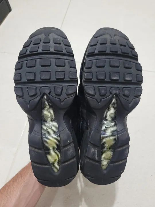 Nike Air Max 95 Essential Triple Black - Foto 4