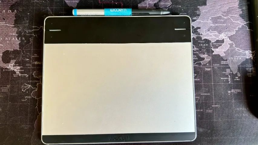 Mesa Digitalizadora Wacom Intuos Pen e Touch Small - CTH480L - Foto 4