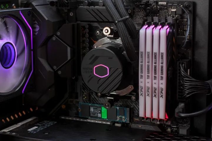 5700X3D - 32GB - Foto 3