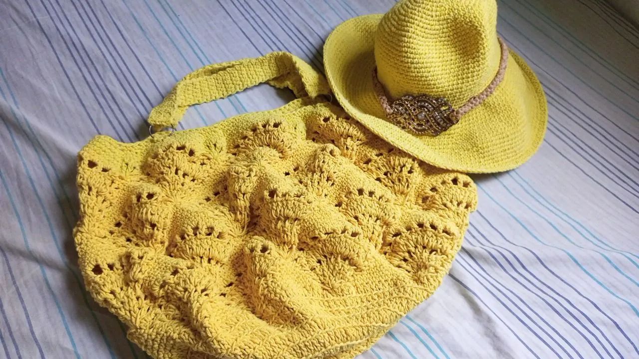 Chapéu e bolsa de praia de crochê  - Foto 2